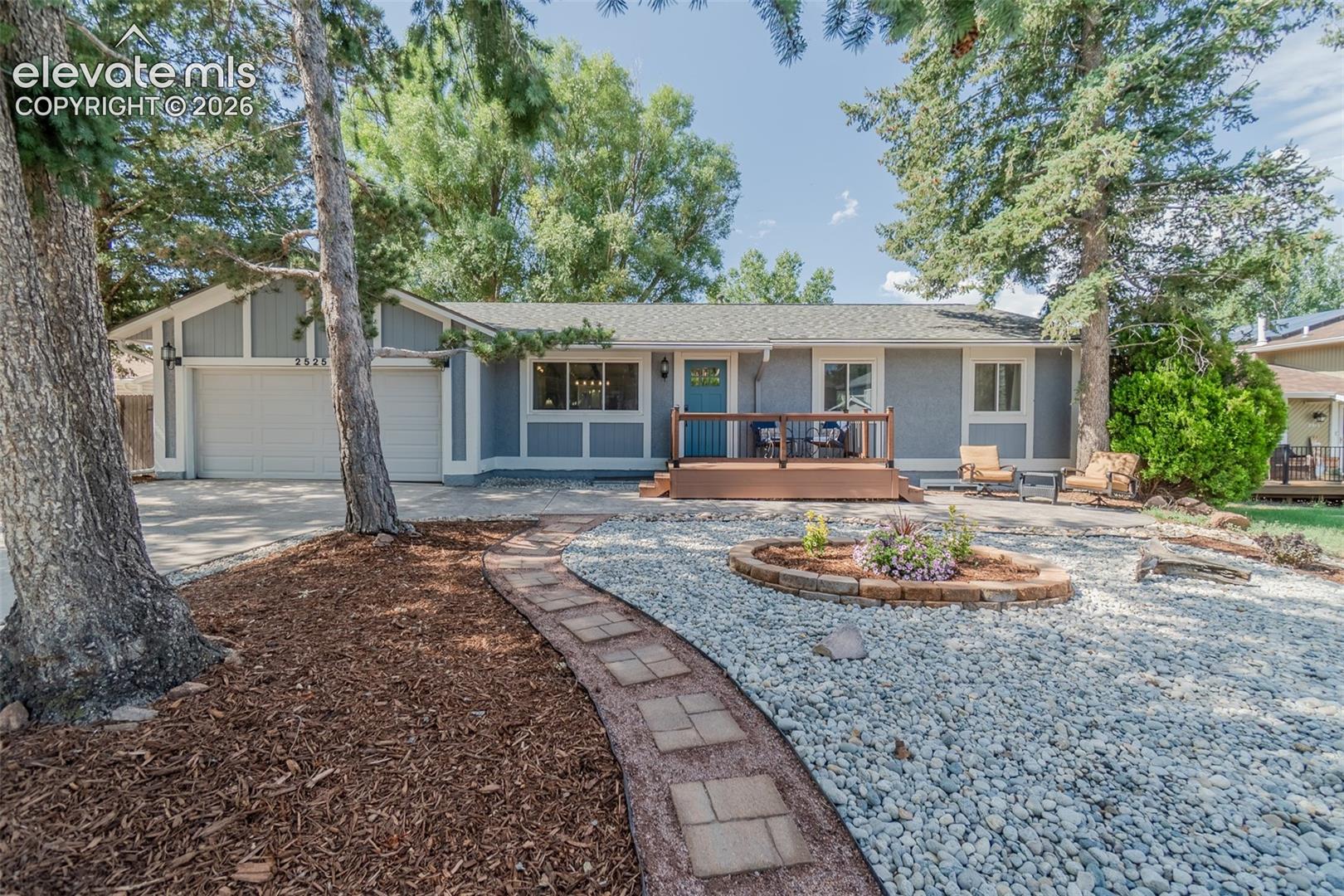 2525 Maroon Bells Avenue