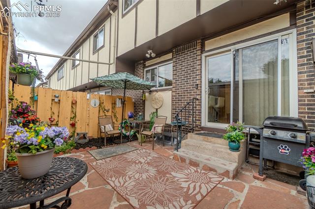 2021 N Academy Boulevard