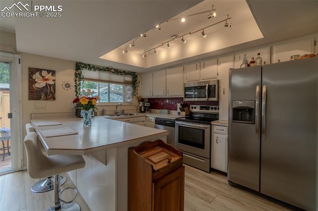 2021 N Academy Boulevard