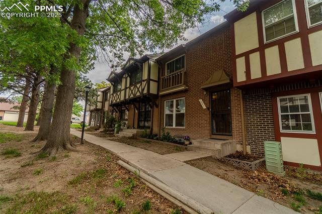 2021 N Academy Boulevard