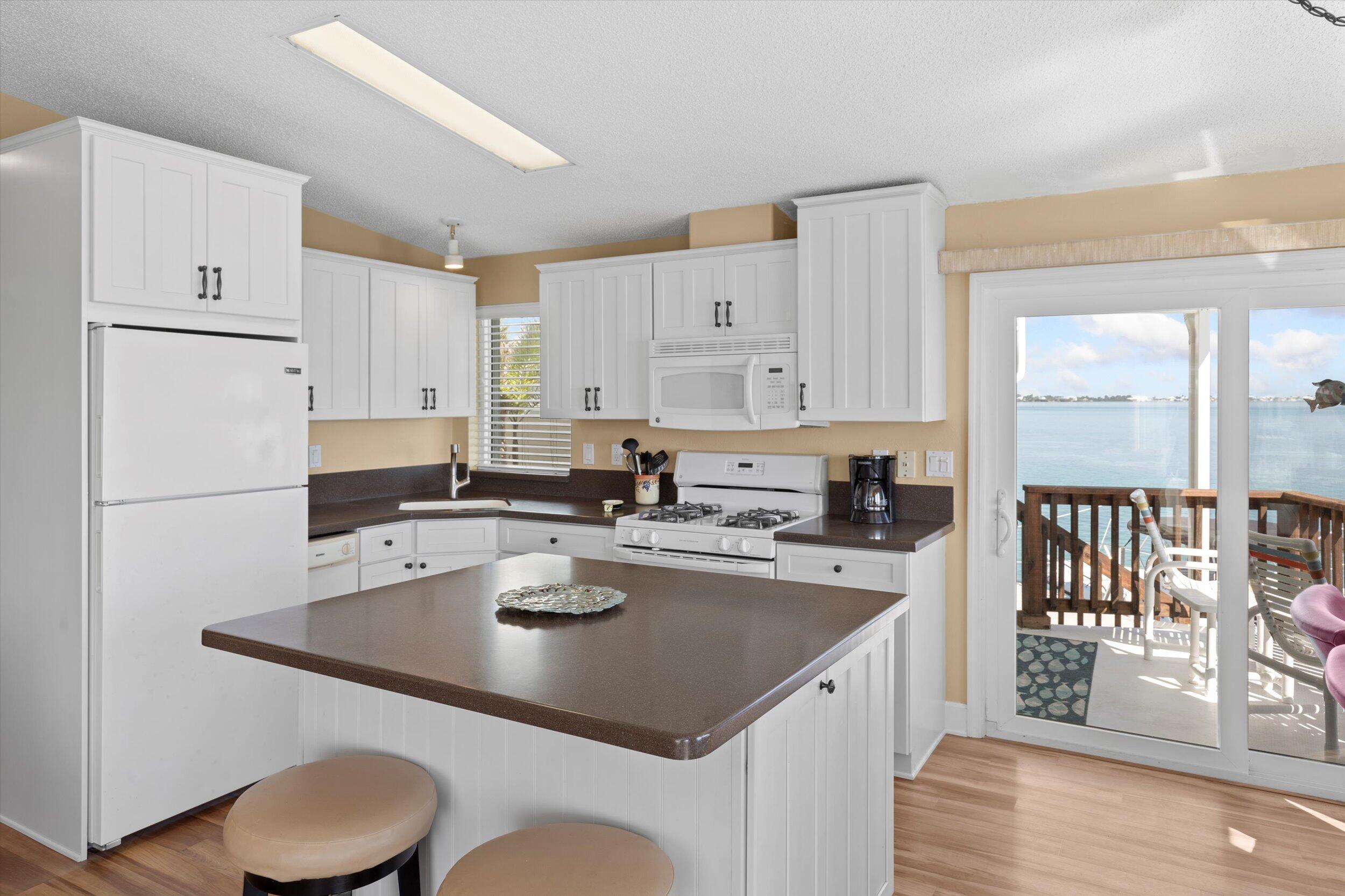 701 Spanish Main Drive Unit: 198