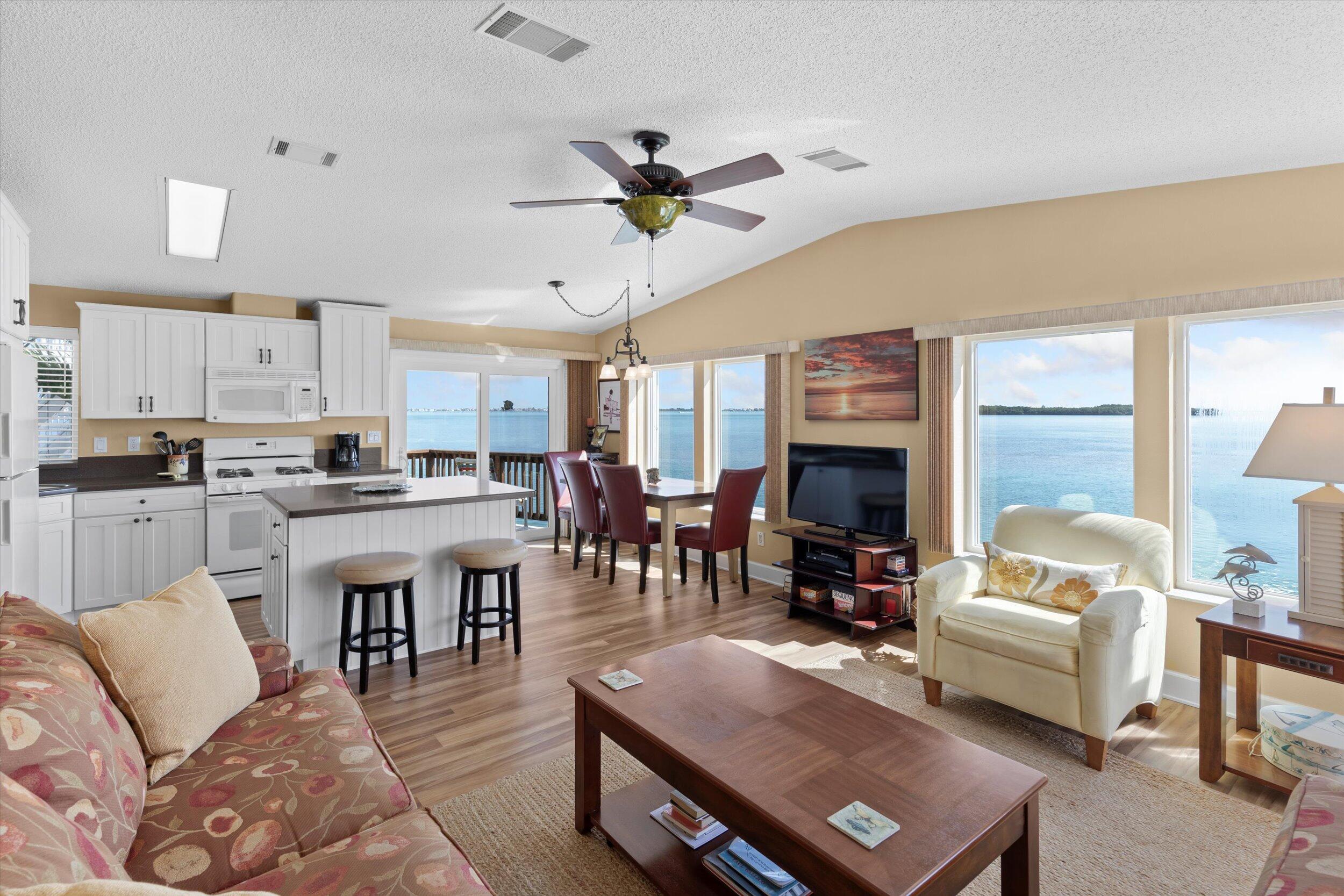 701 Spanish Main Drive Unit: 198