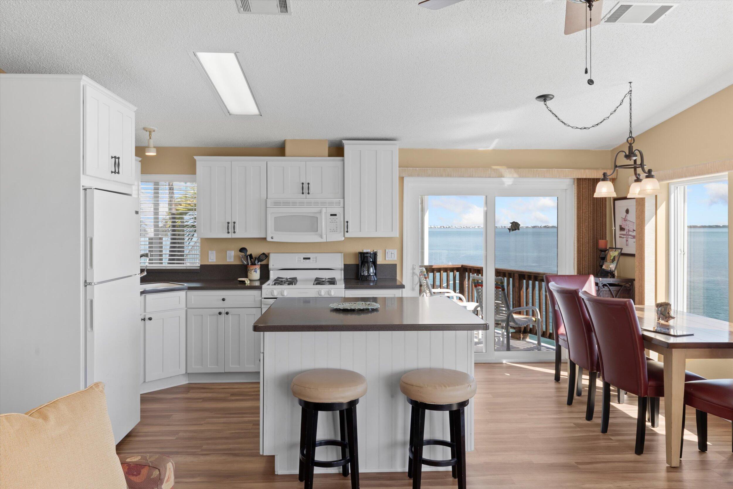 701 Spanish Main Drive Unit: 198