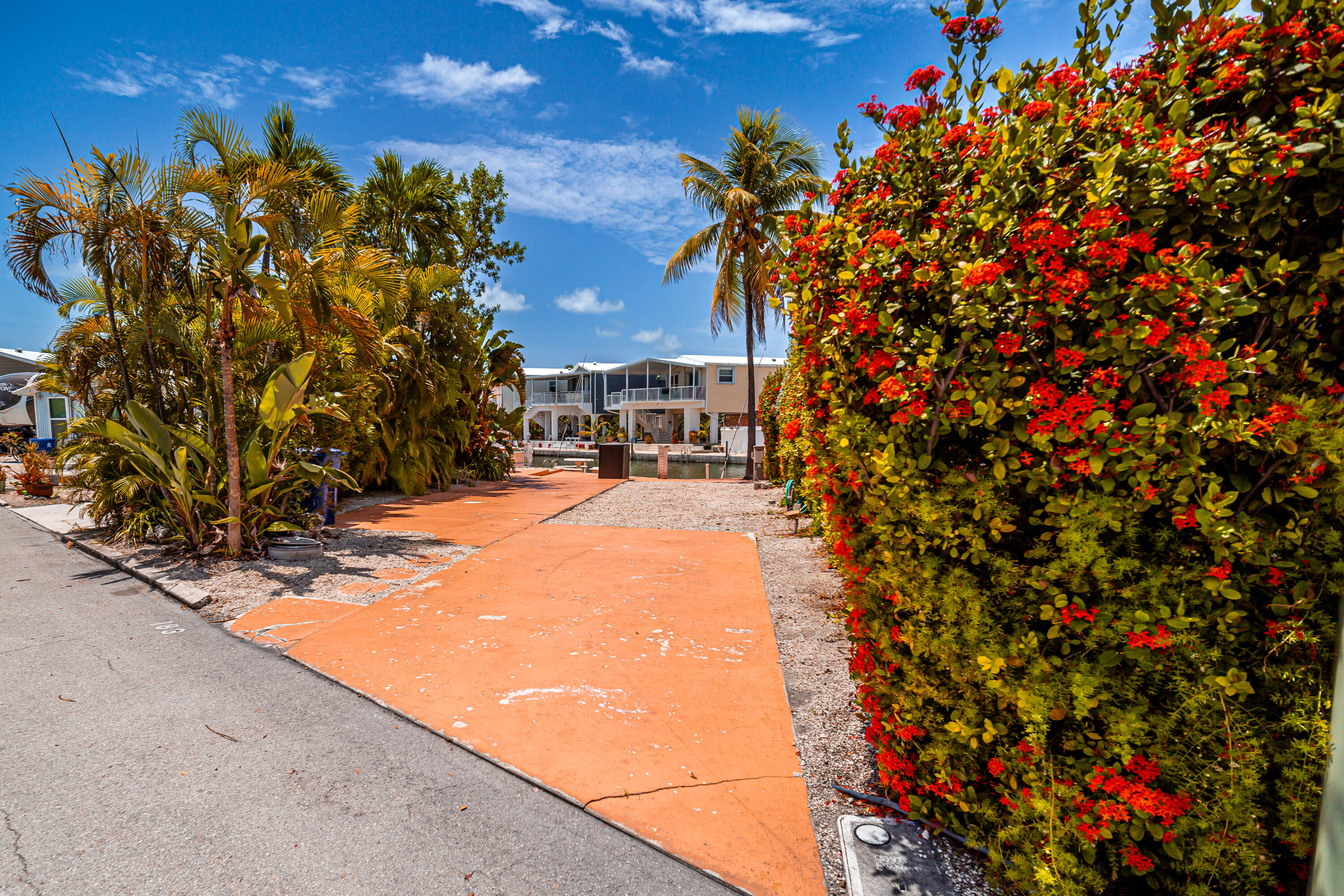 701 Spanish Main Drive Unit: 183