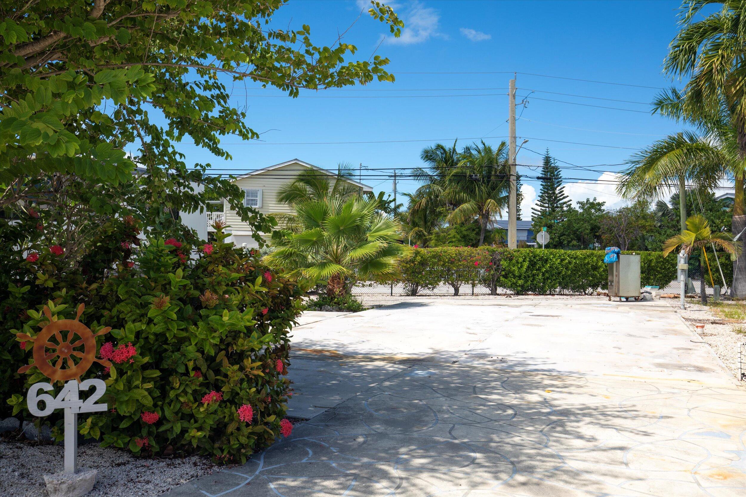 701 Spanish Main Drive Unit: 642