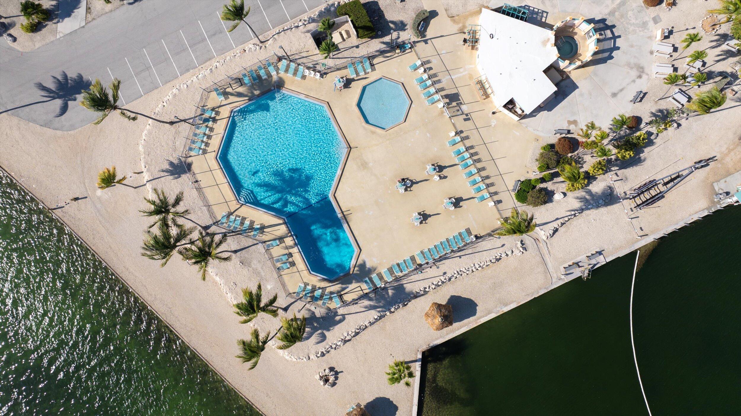 701 Spanish Main Drive Unit: 642