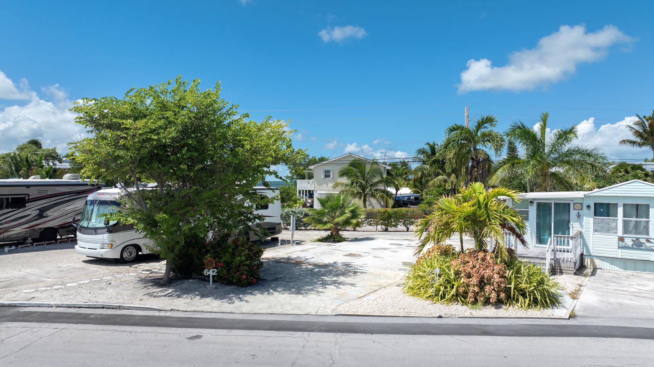 701 Spanish Main Drive Unit: 642