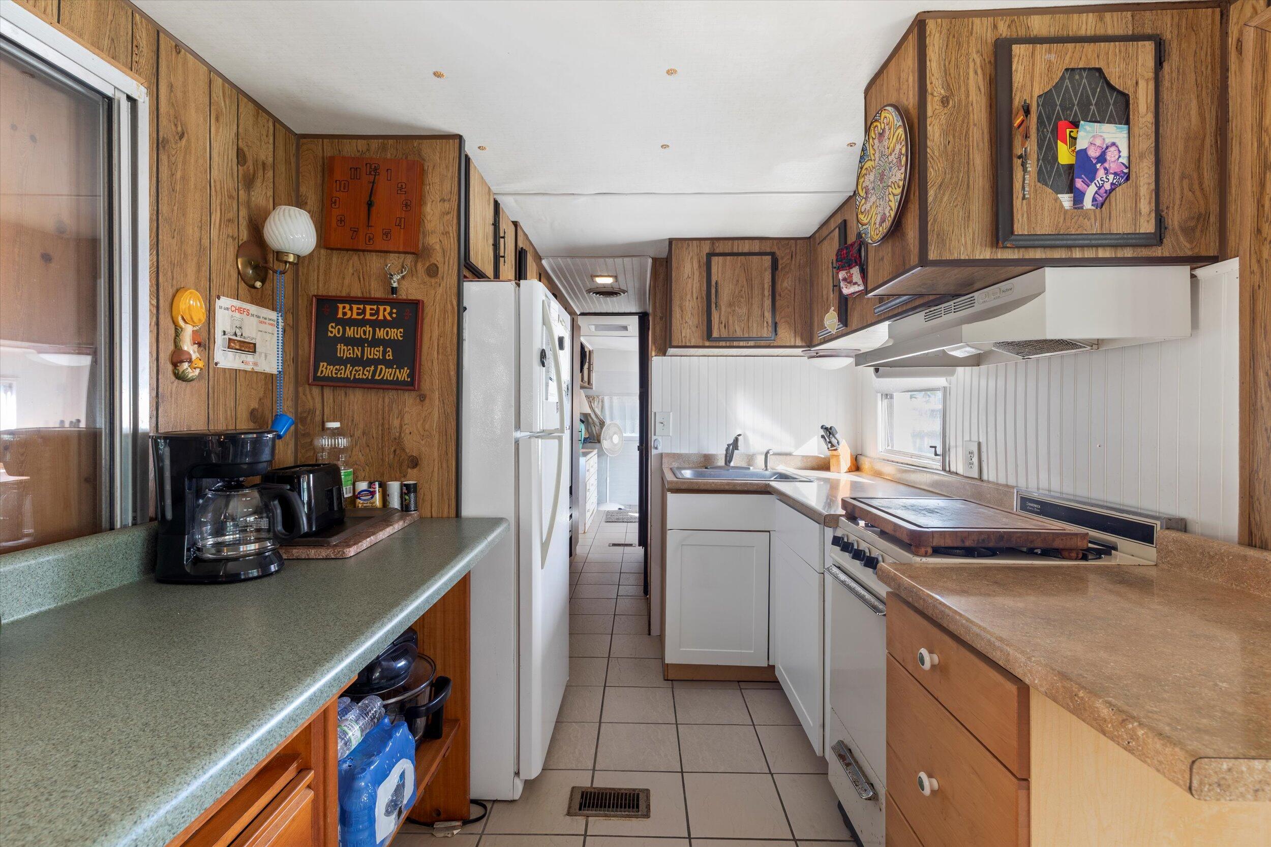 701 Spanish Main Drive Unit: 566