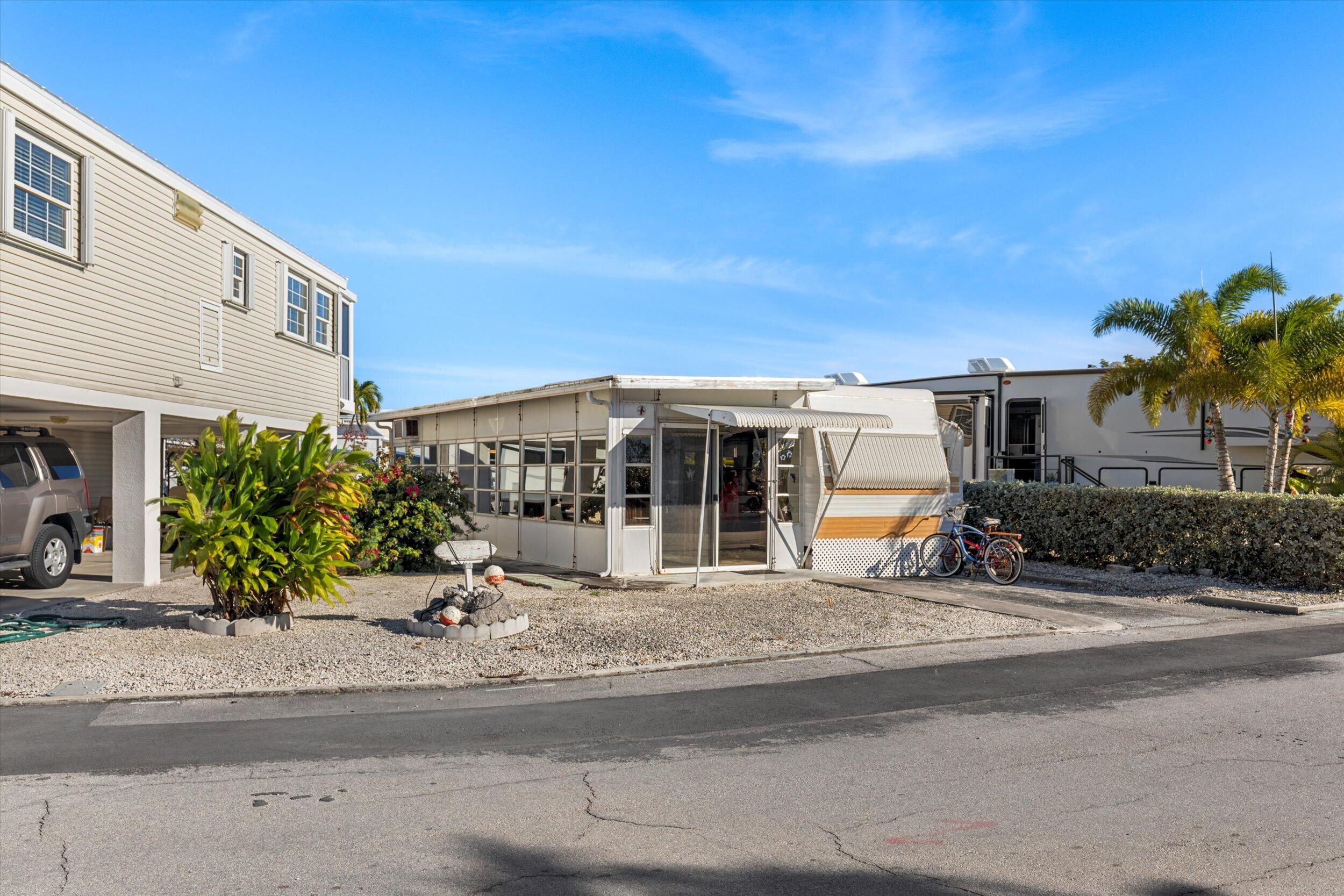 701 Spanish Main Drive Unit: 566