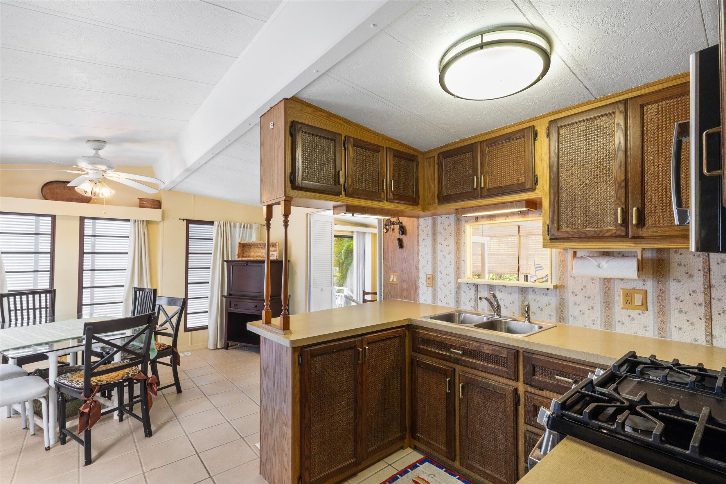 701 Spanish Main Drive Unit: 548