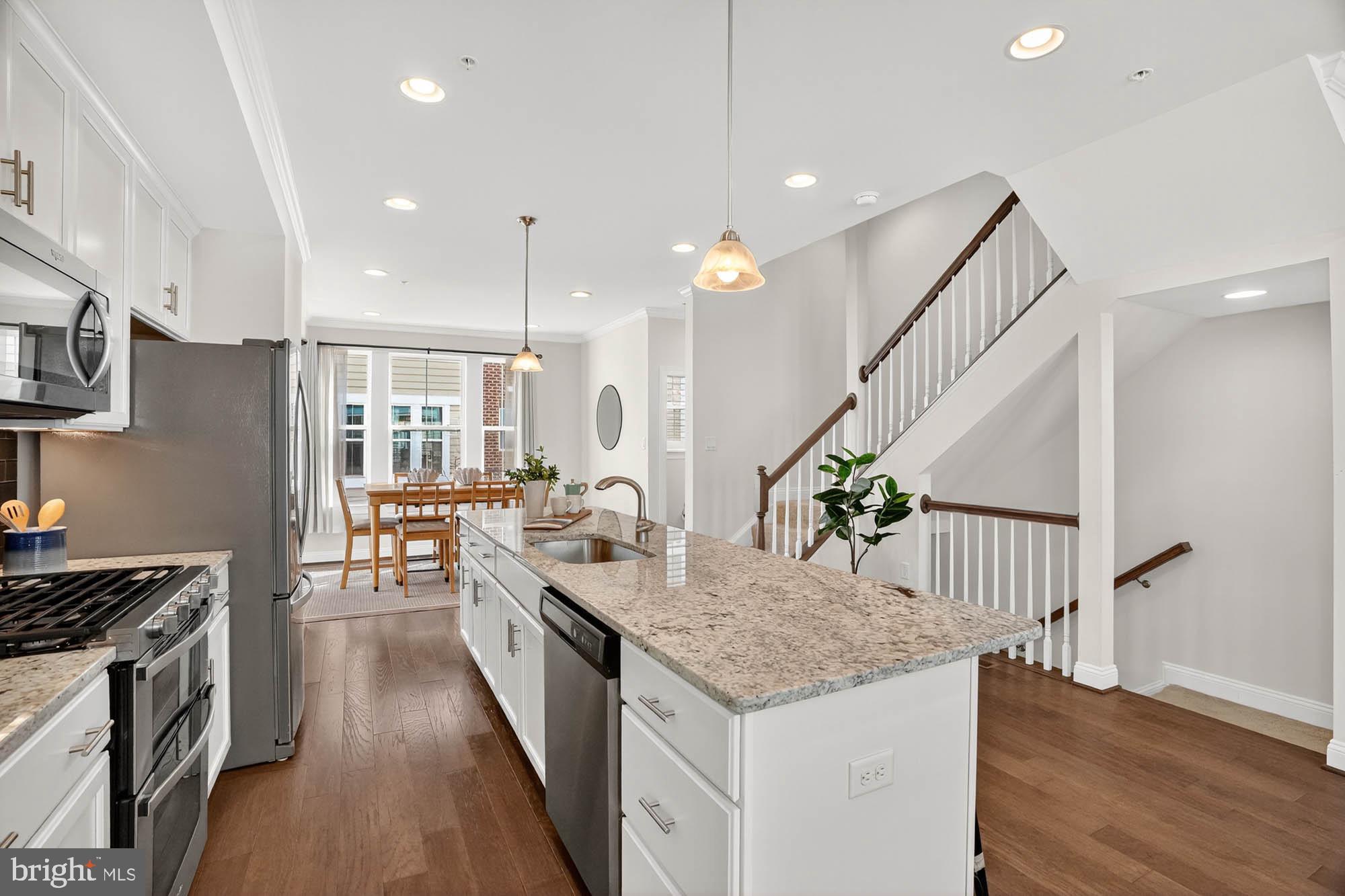 606 JAMES WALKER PLACE