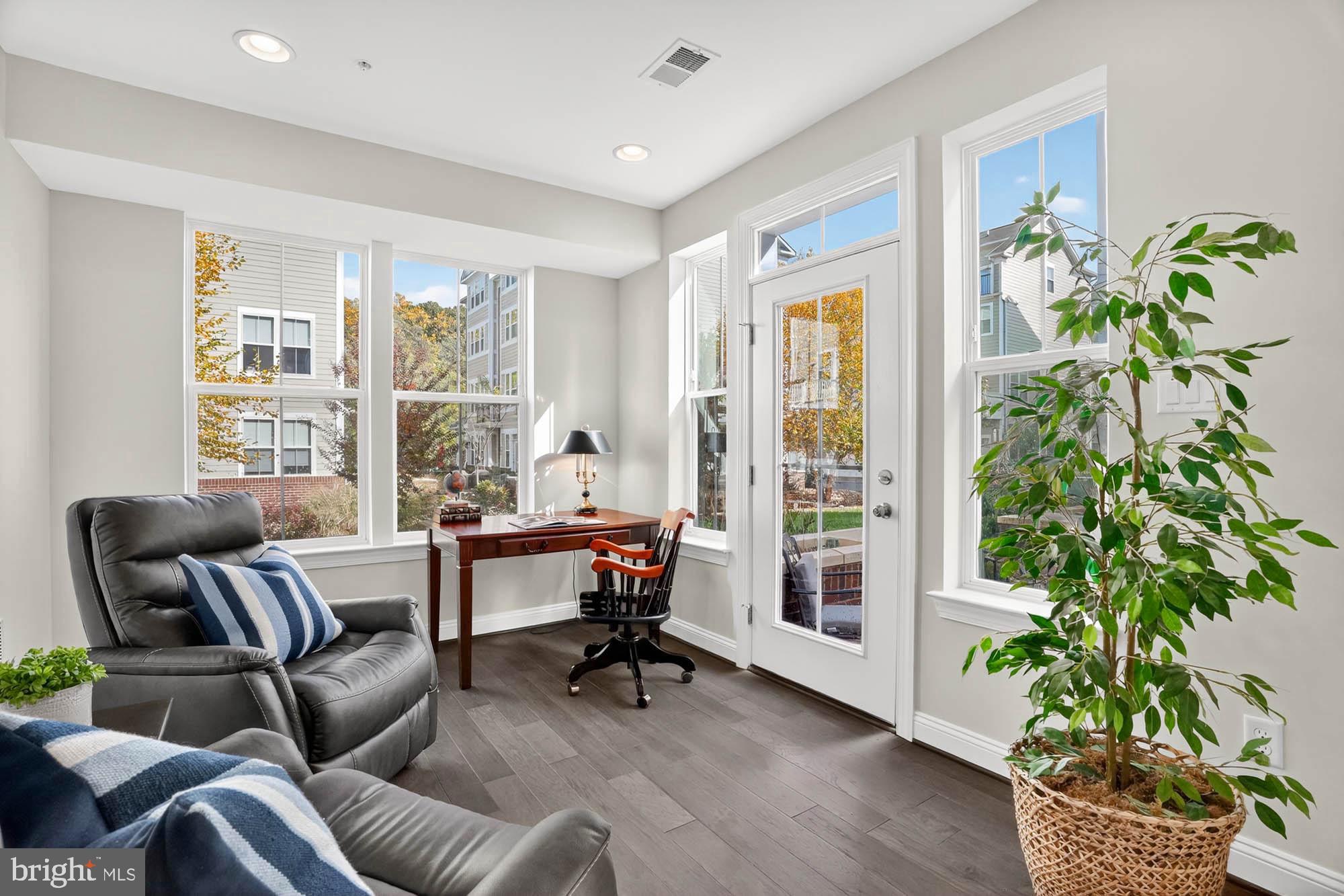 606 JAMES WALKER PLACE