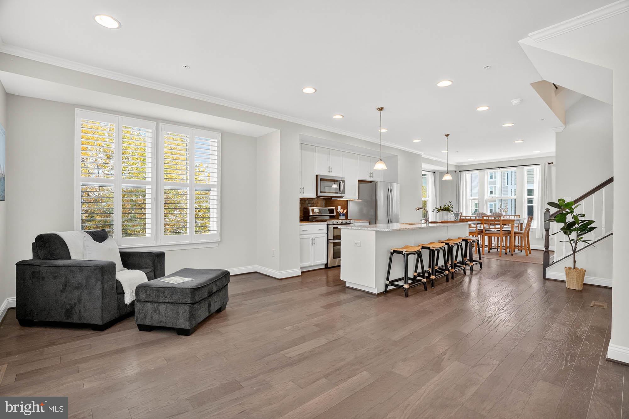 606 JAMES WALKER PLACE