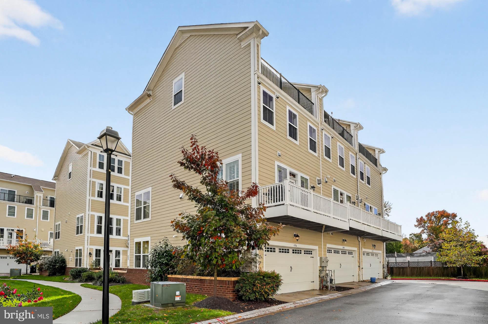 606 JAMES WALKER PLACE