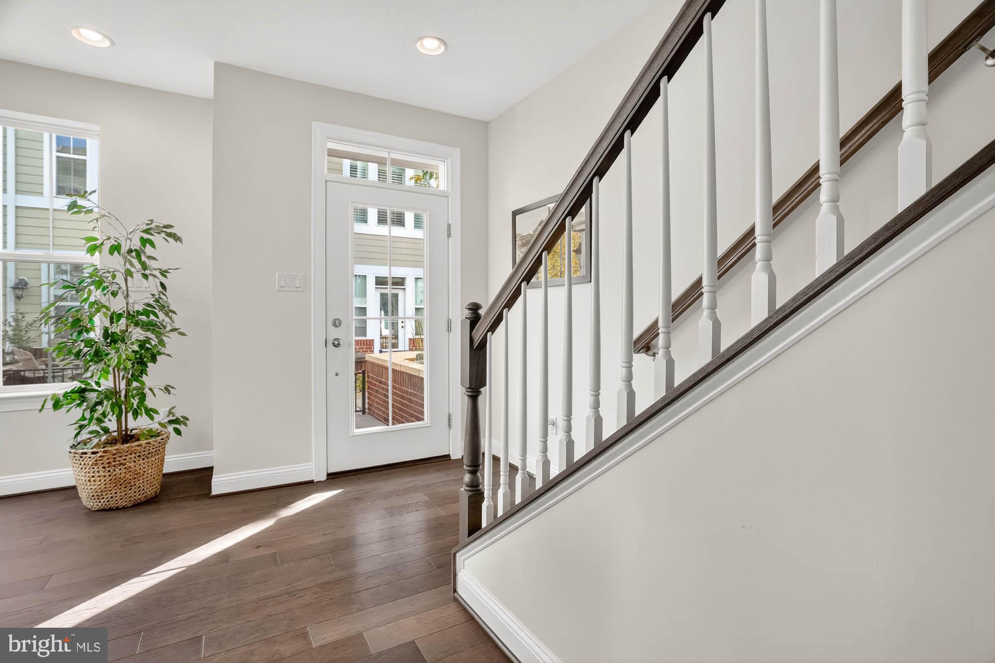 606 JAMES WALKER PLACE