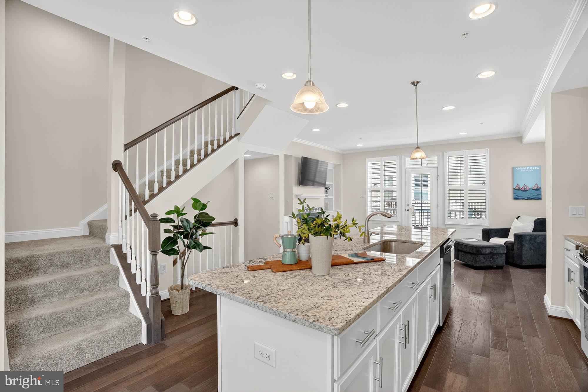 606 JAMES WALKER PLACE