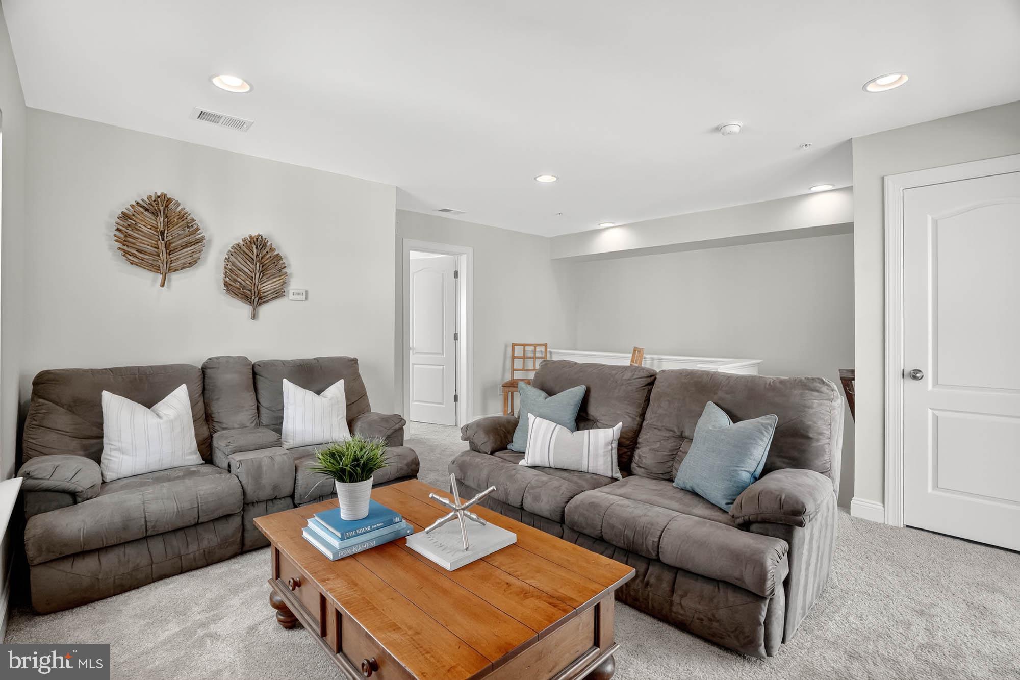 606 JAMES WALKER PLACE