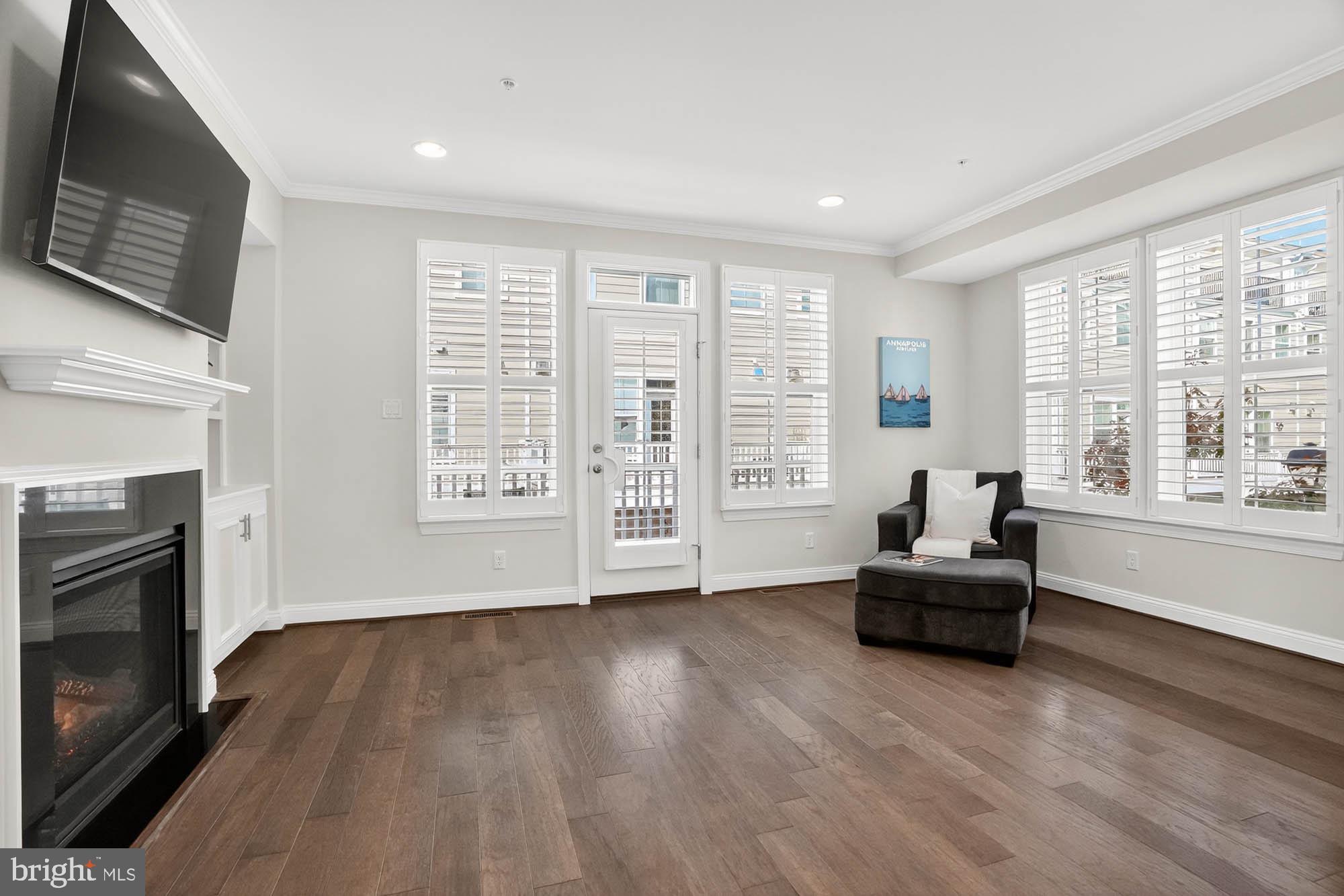 606 JAMES WALKER PLACE