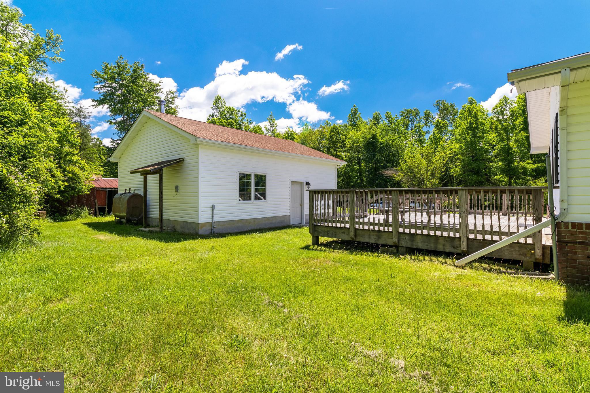 6215 Home Pl
