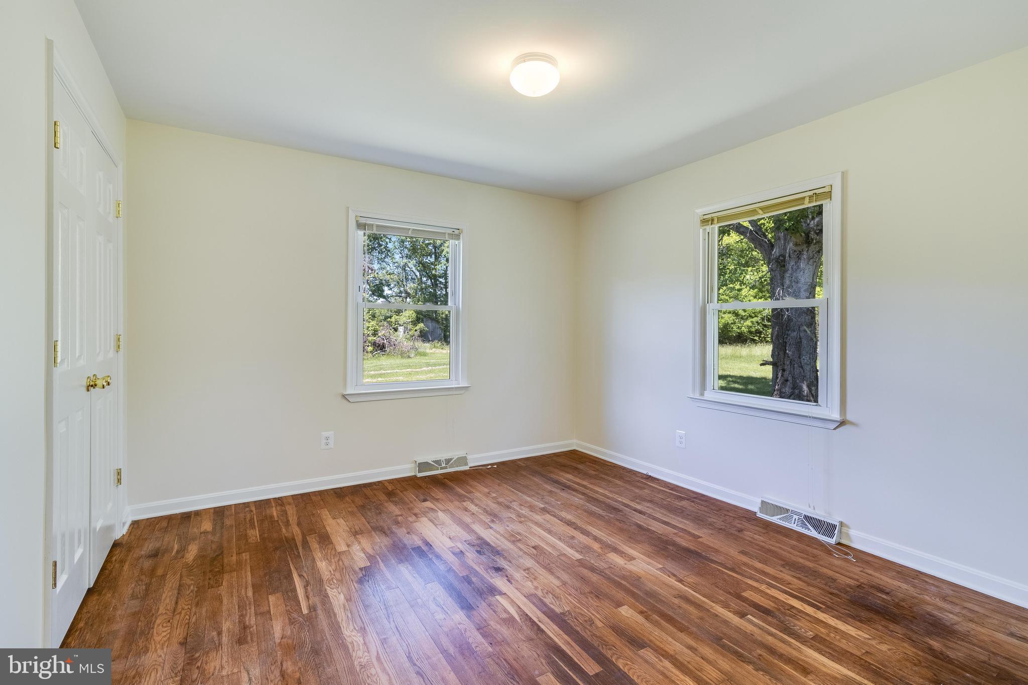 6215 Home Pl