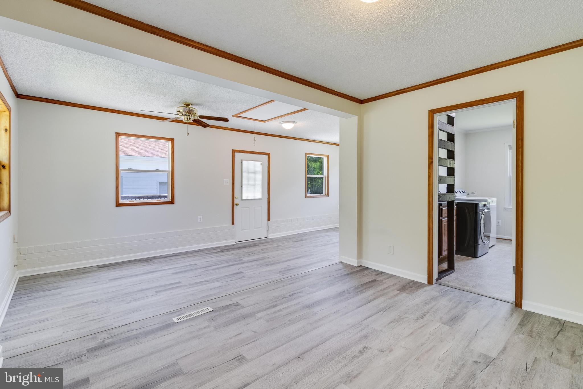 6215 Home Pl