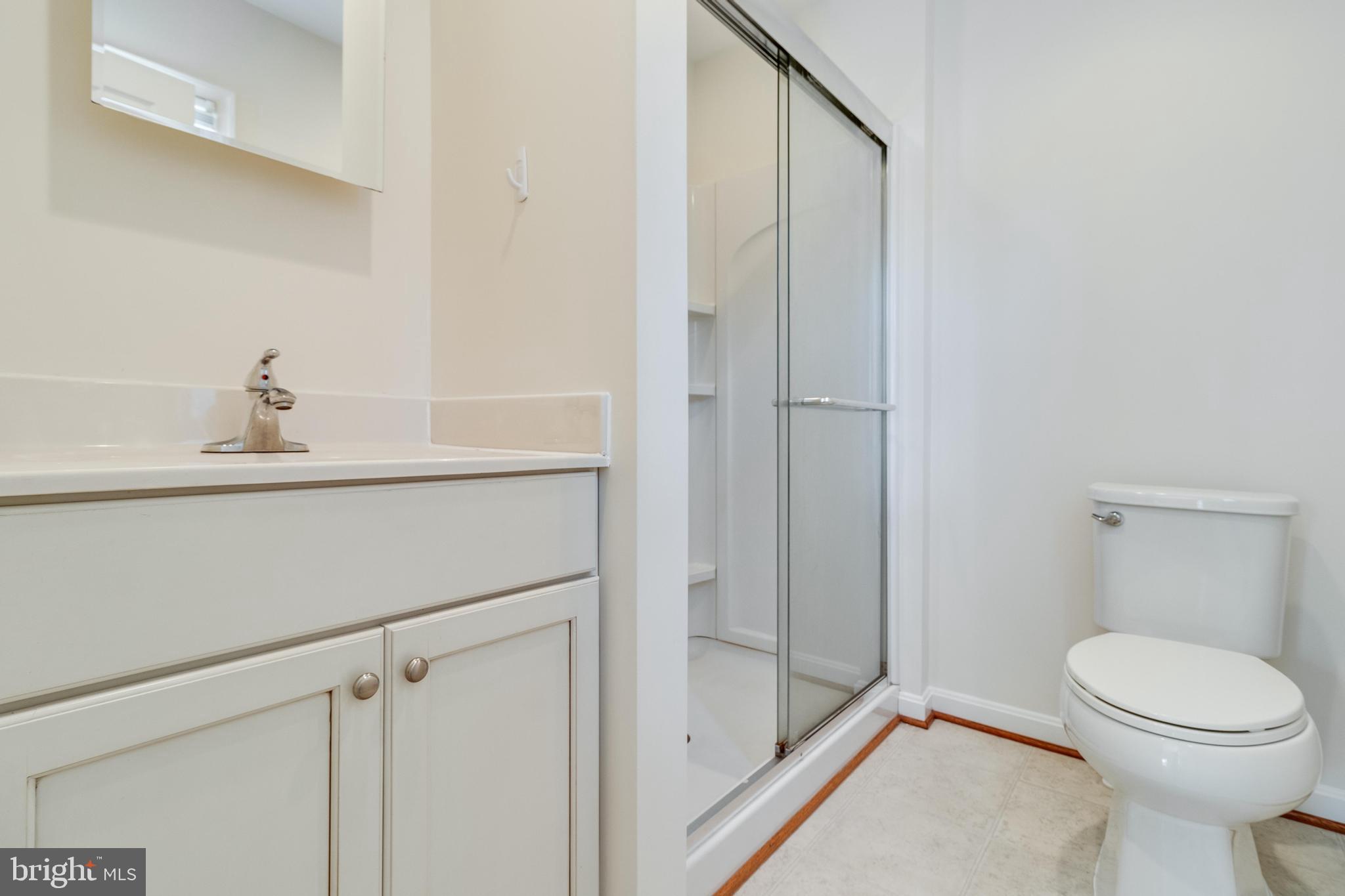 6215 Home Pl