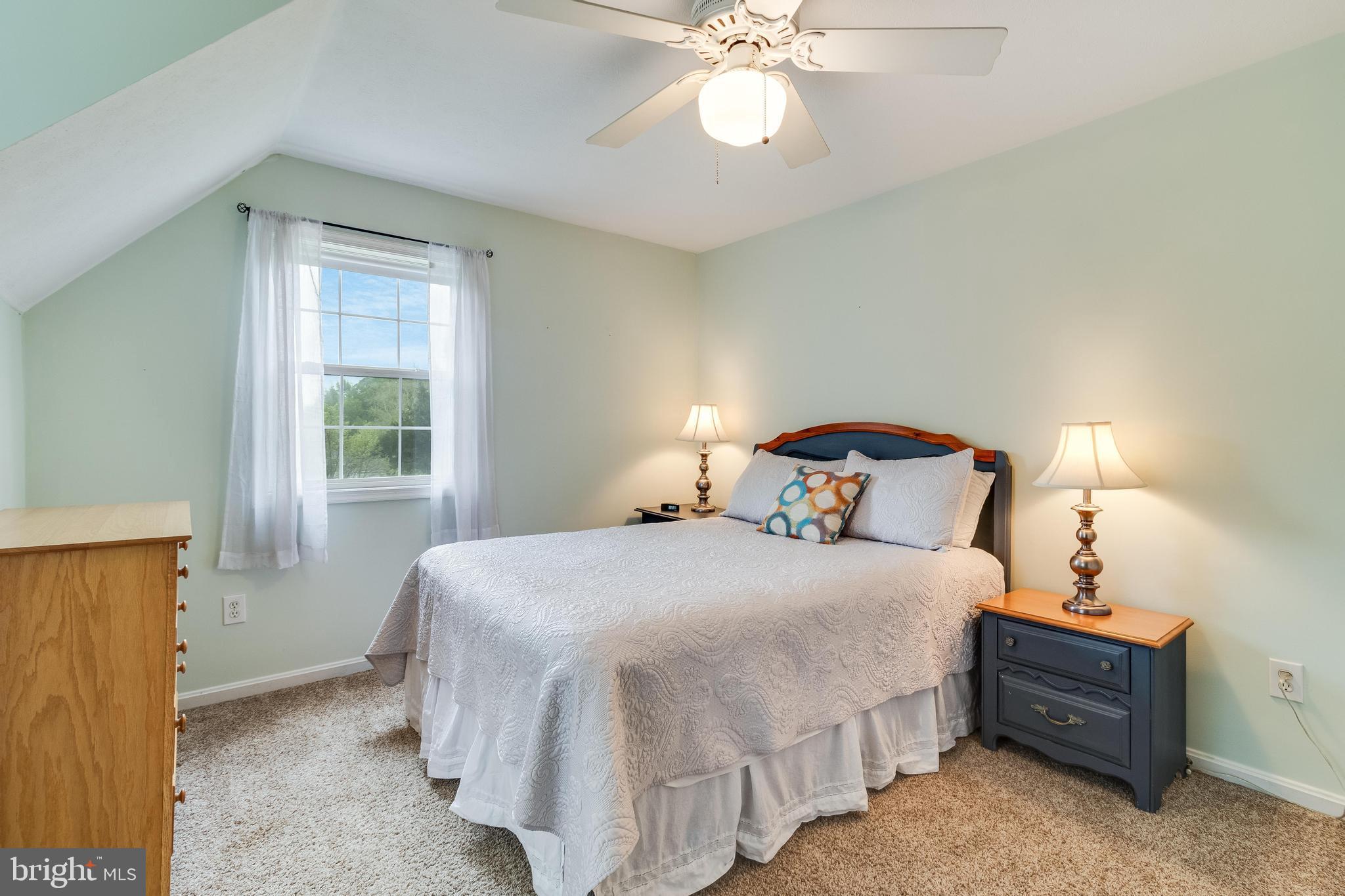 21747 Potomac View Dr
