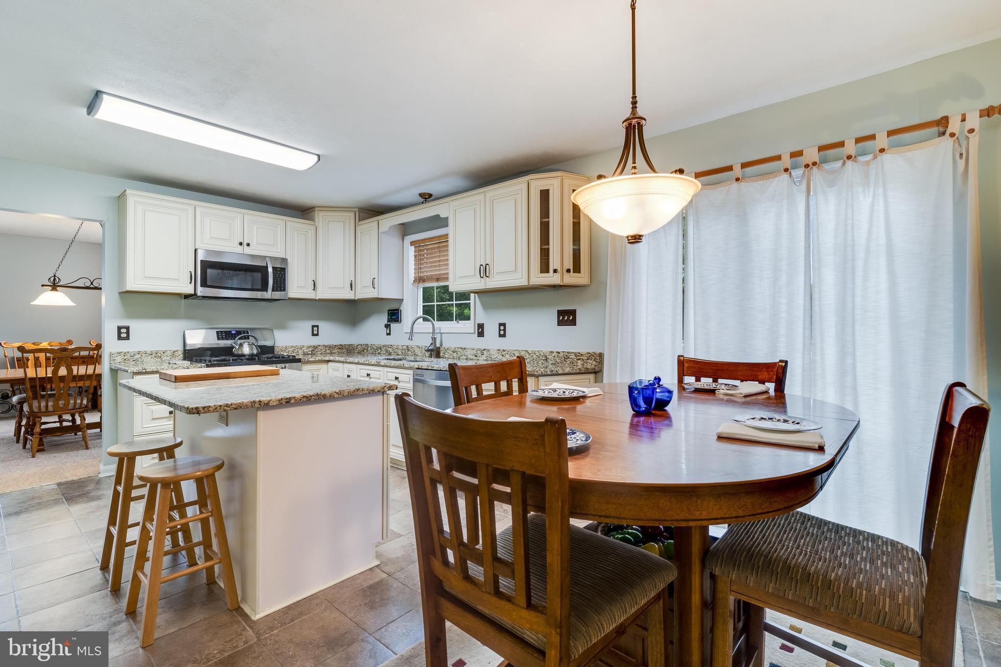 21747 Potomac View Dr
