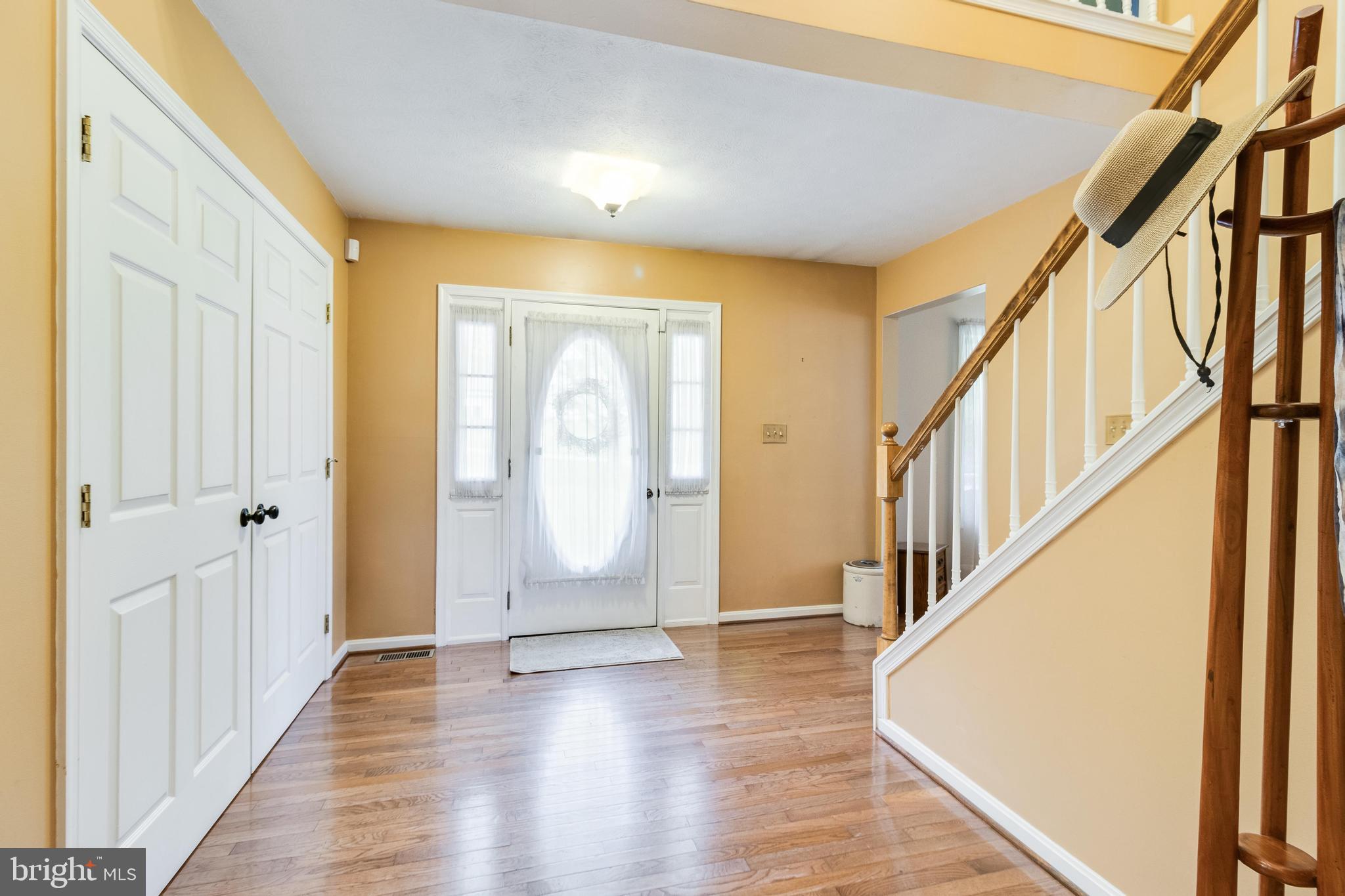 21747 Potomac View Dr