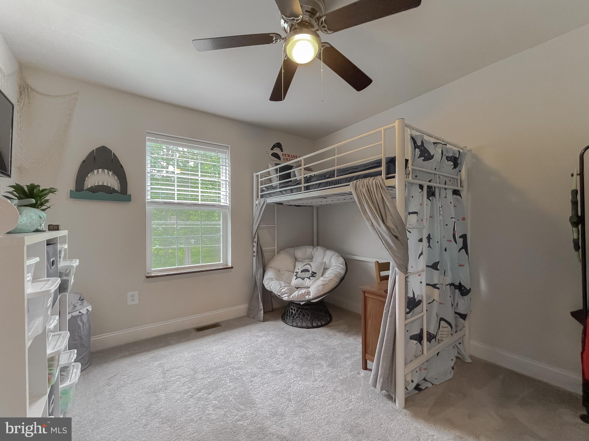 45407 Englewood Way