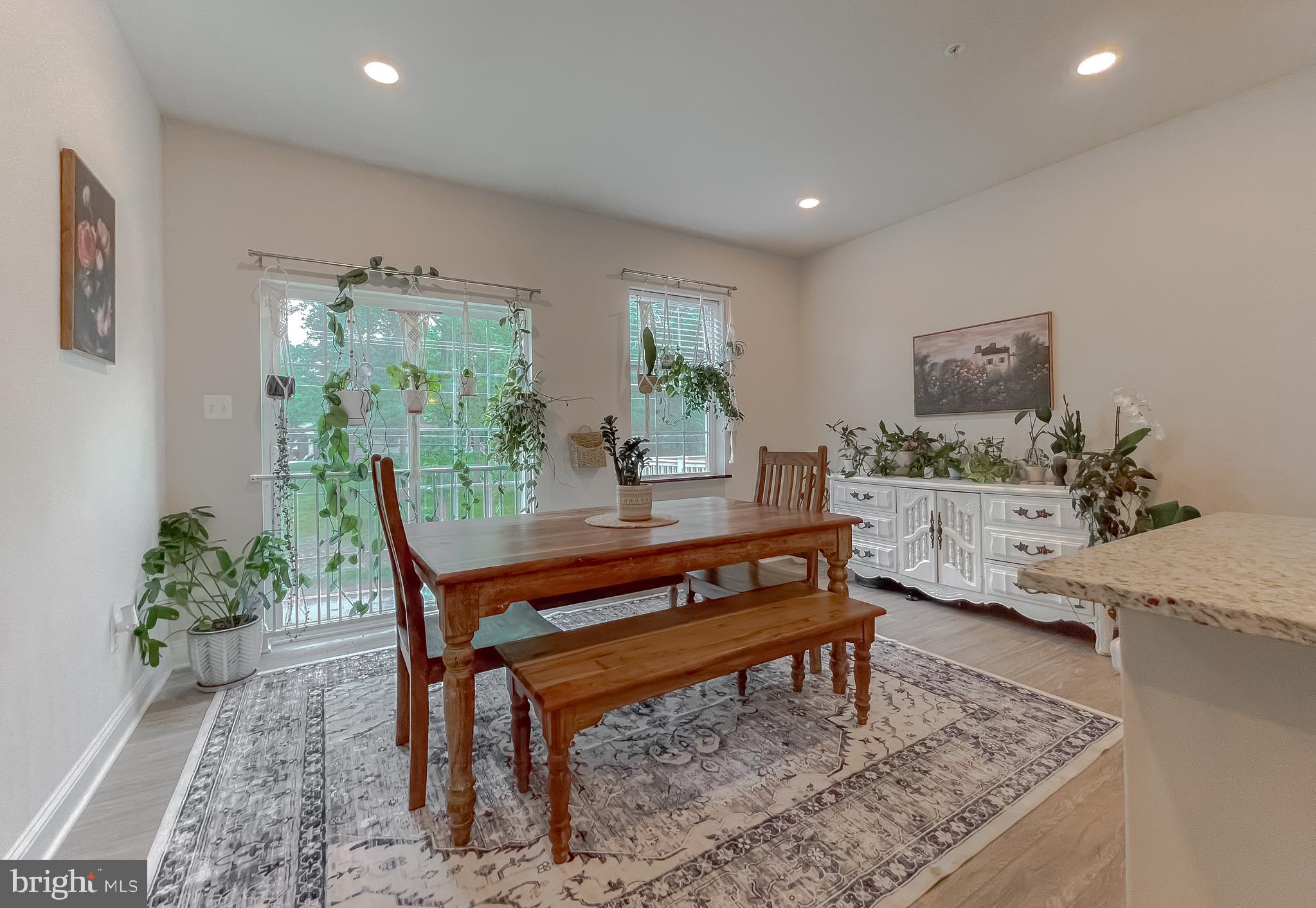 45407 Englewood Way