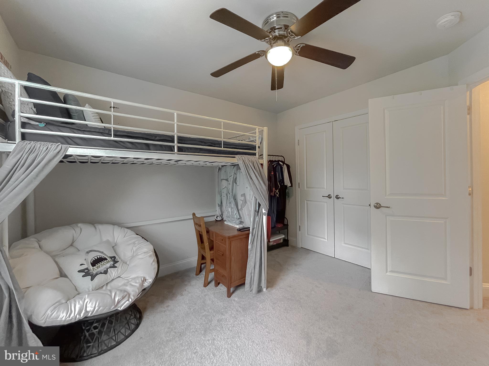 45407 Englewood Way