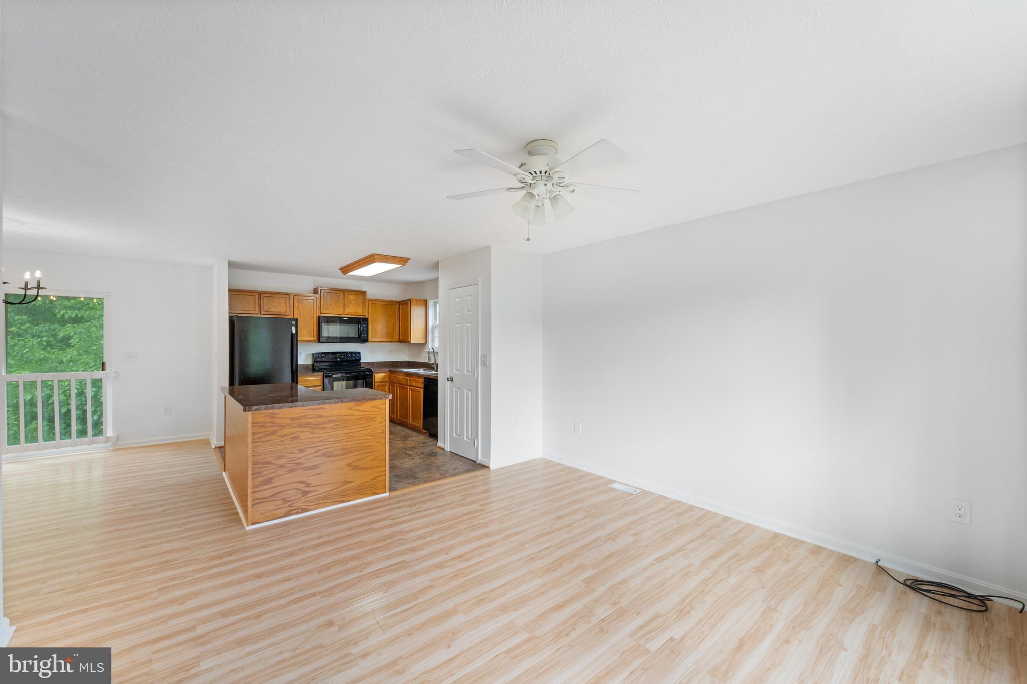 35416 Army Navy Dr