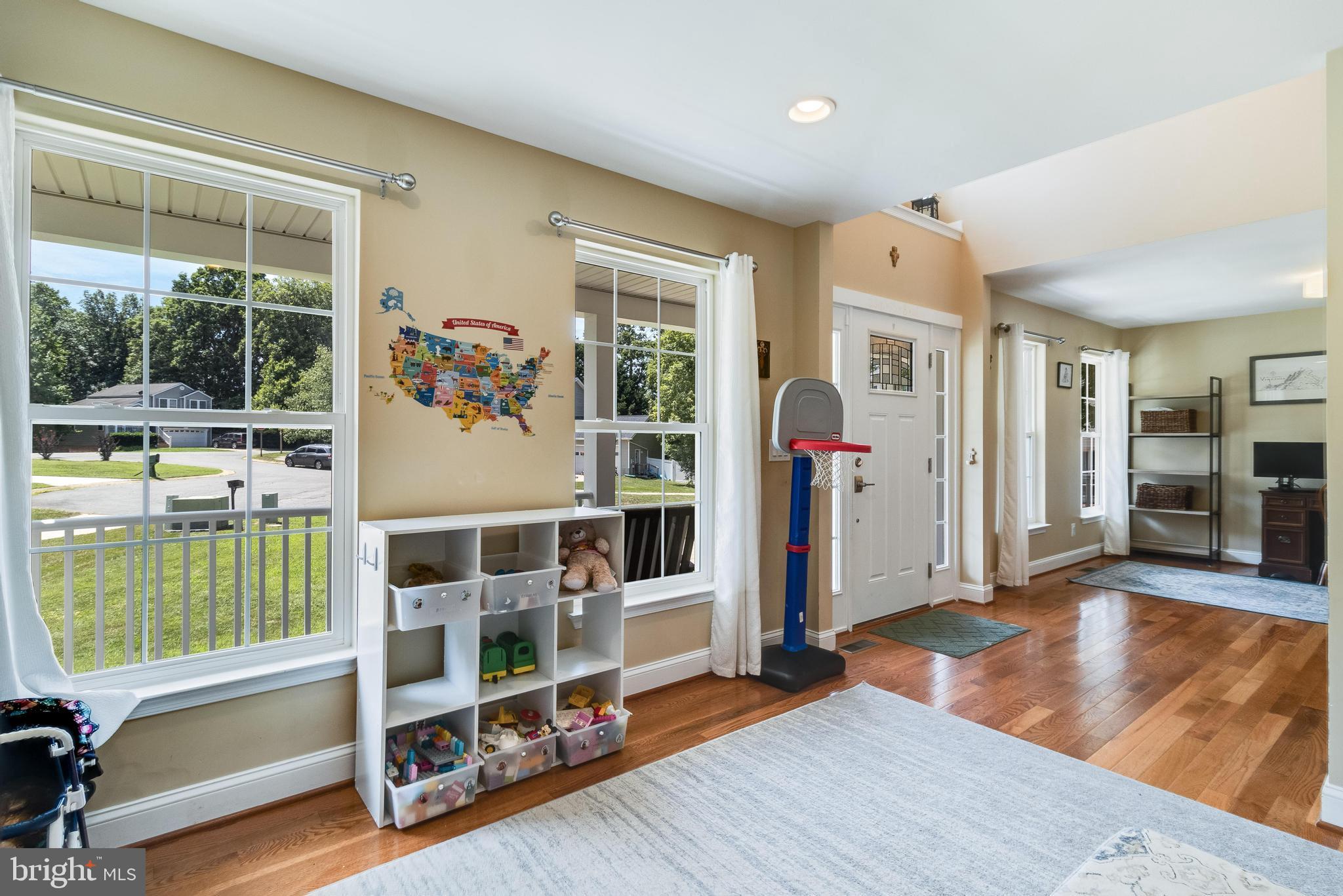 20854 Dove Pl