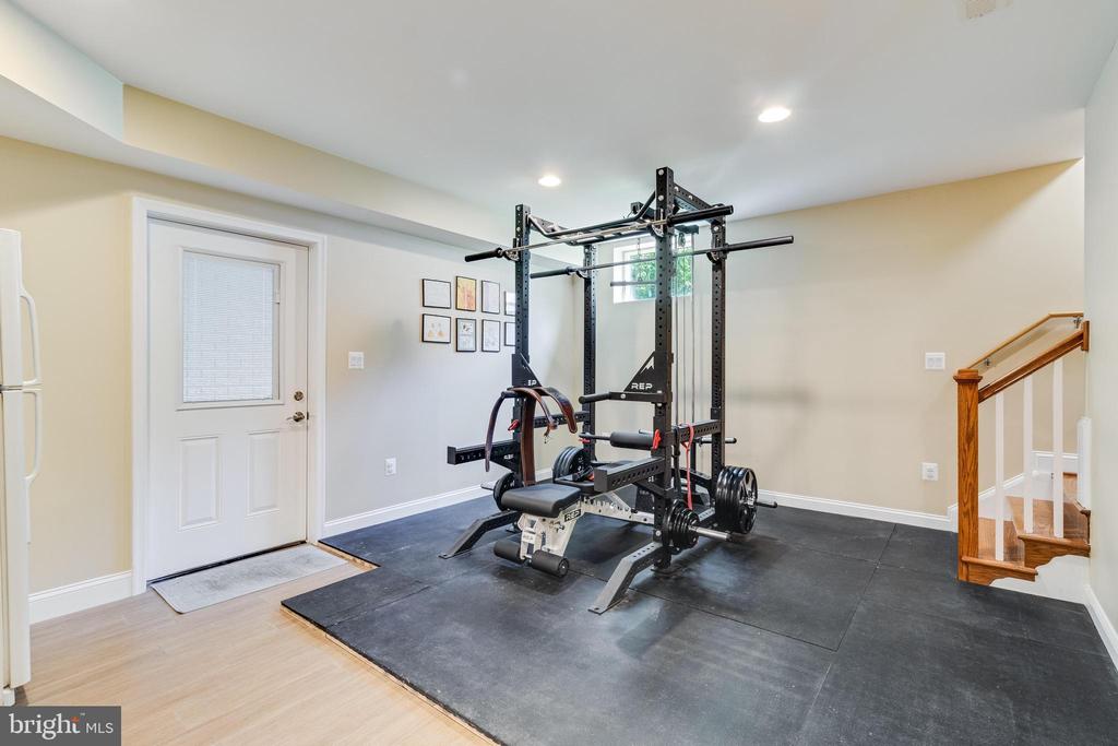 20854 Dove Pl