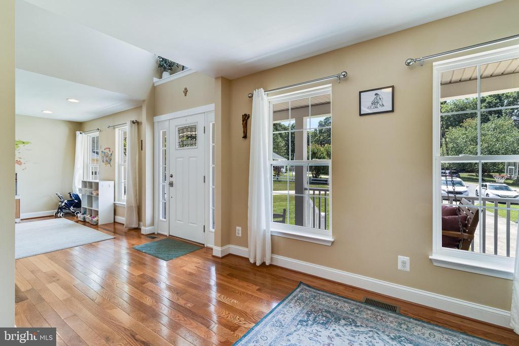 20854 Dove Pl