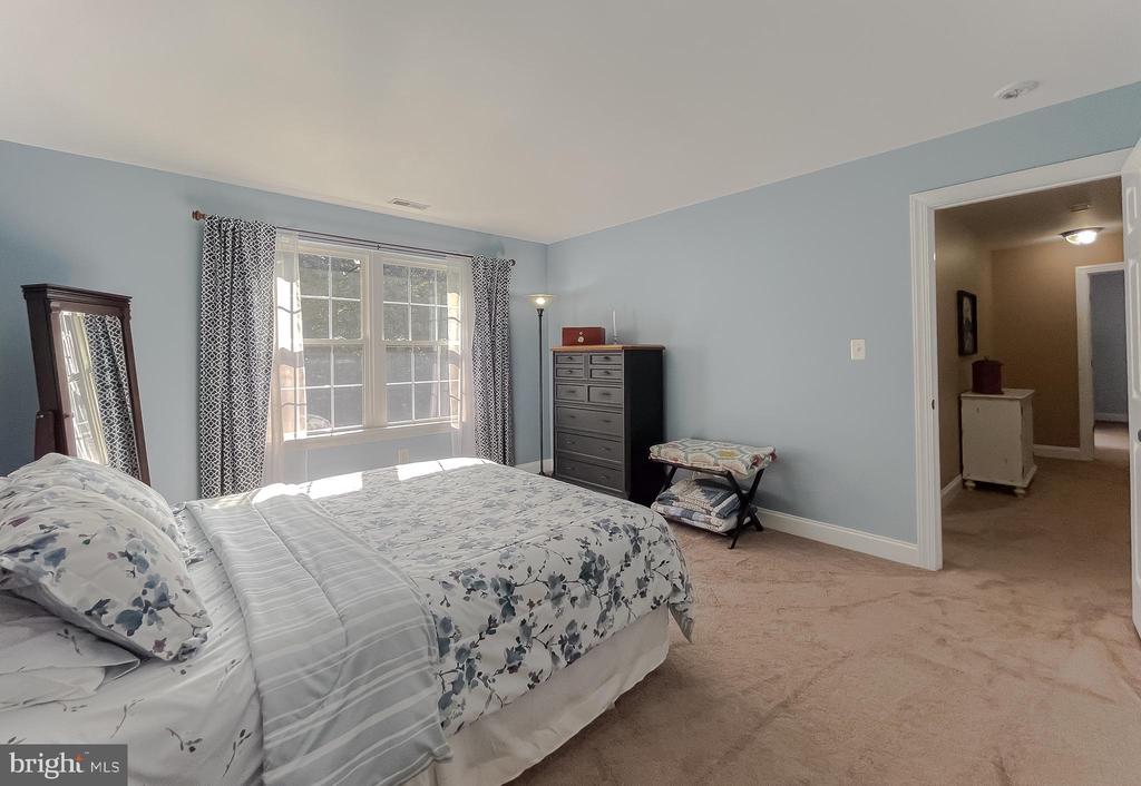 21104 Rosebay Way