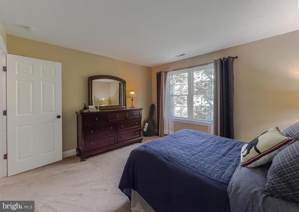 21104 Rosebay Way