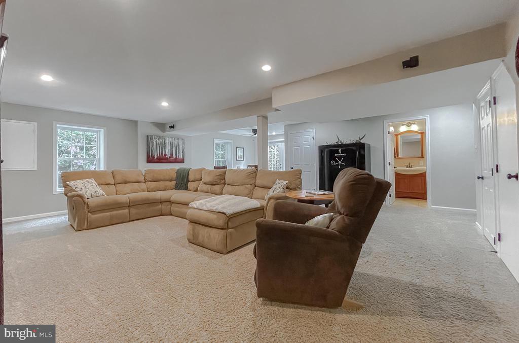 21104 Rosebay Way
