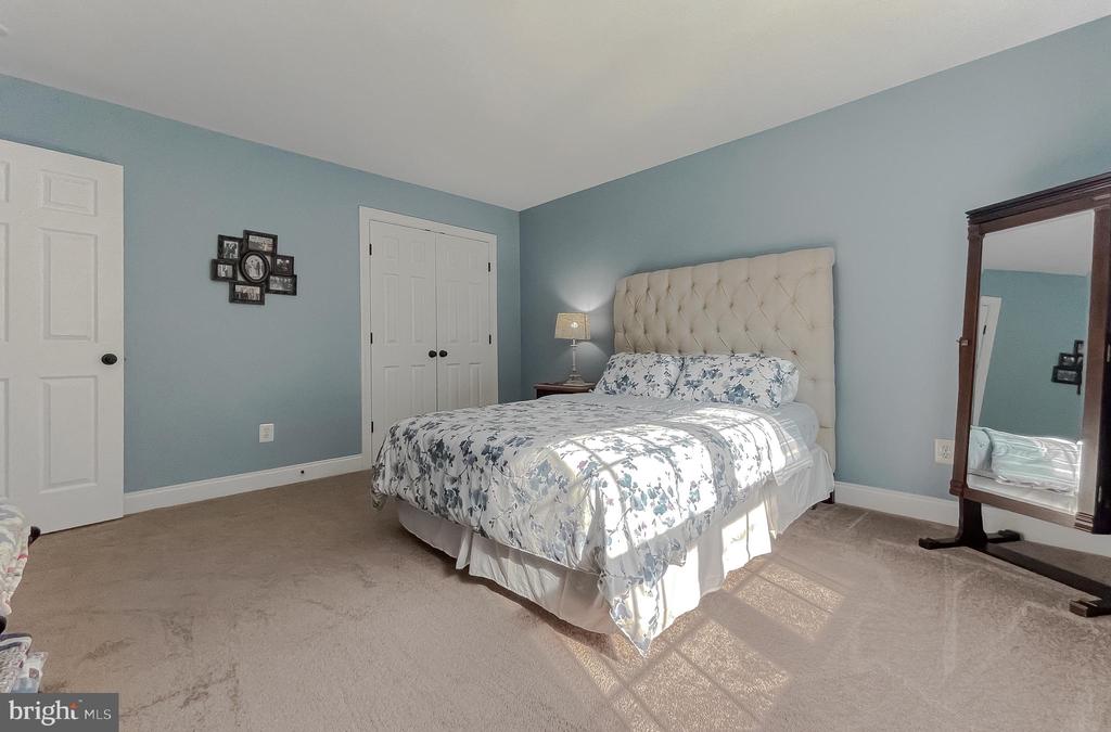 21104 Rosebay Way