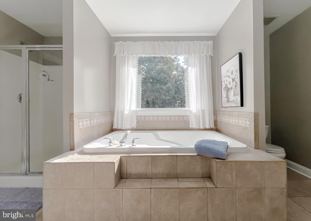 21104 Rosebay Way