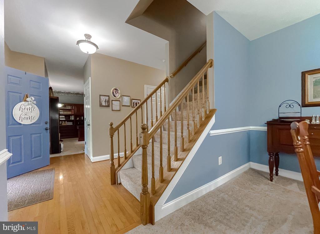 21104 Rosebay Way