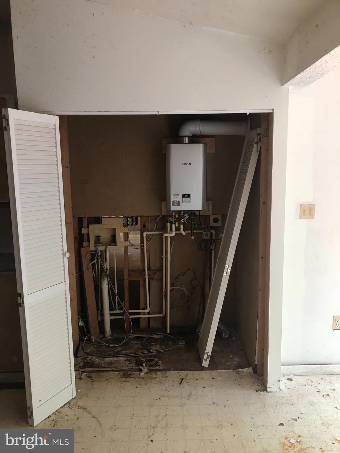 44471 Hawks Nest Estate Ln