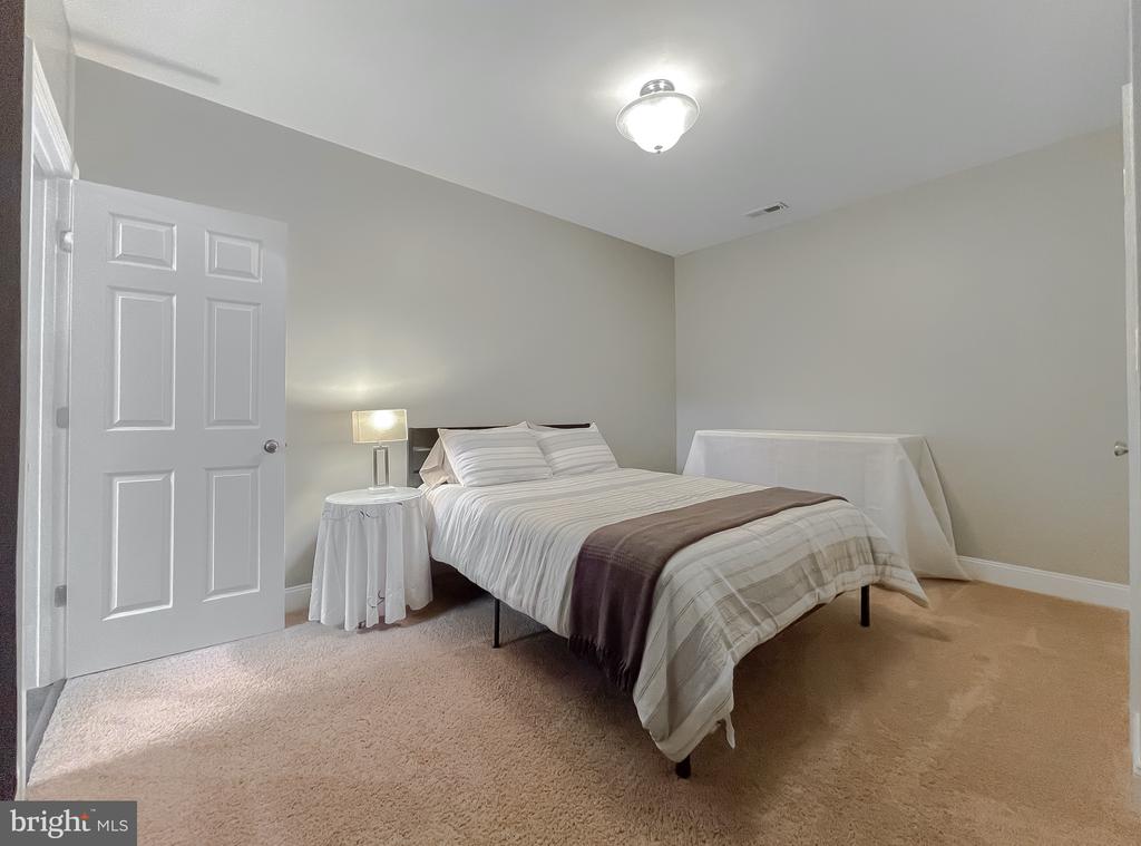 23020 Brixton Ct
