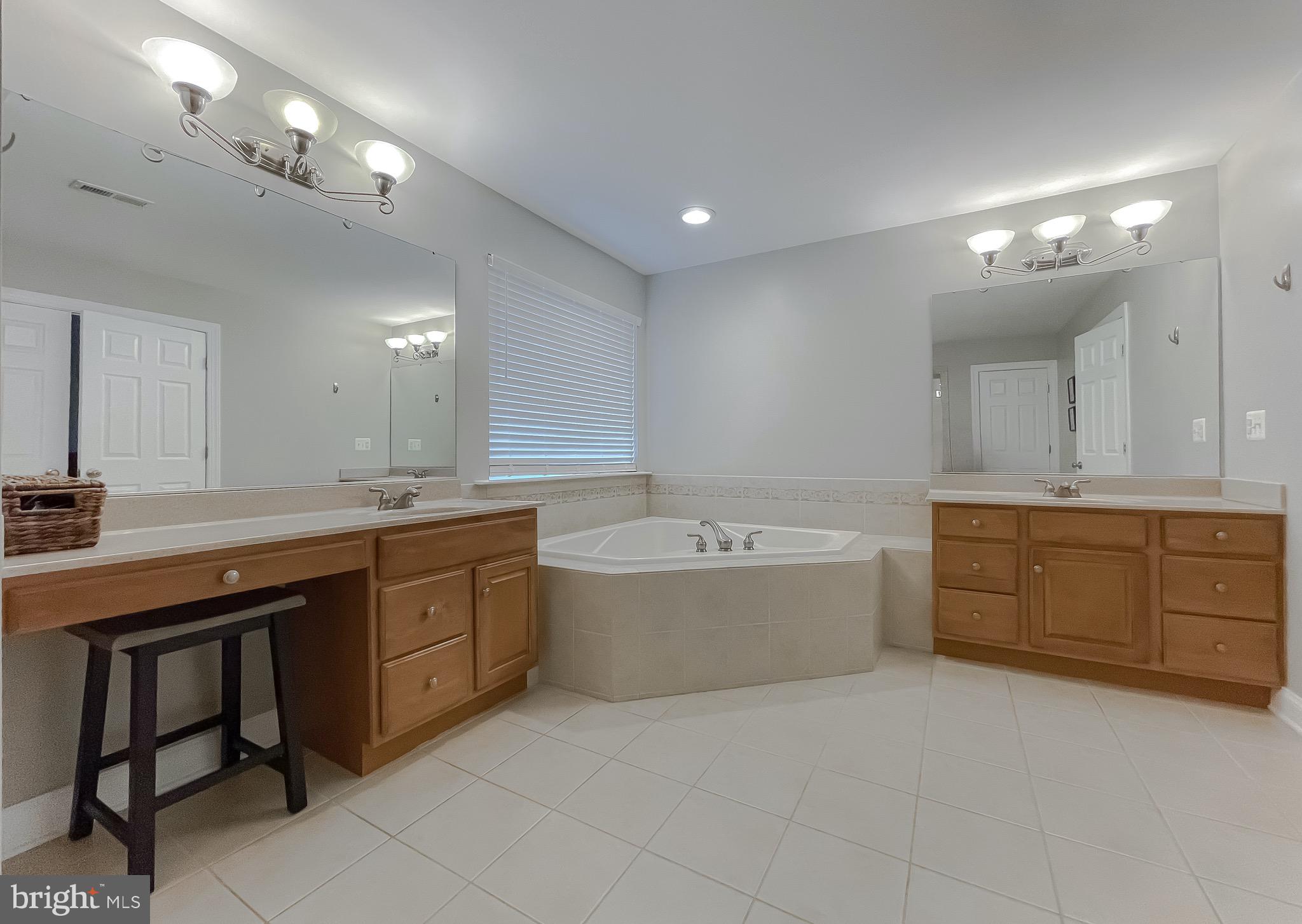 23020 Brixton Ct