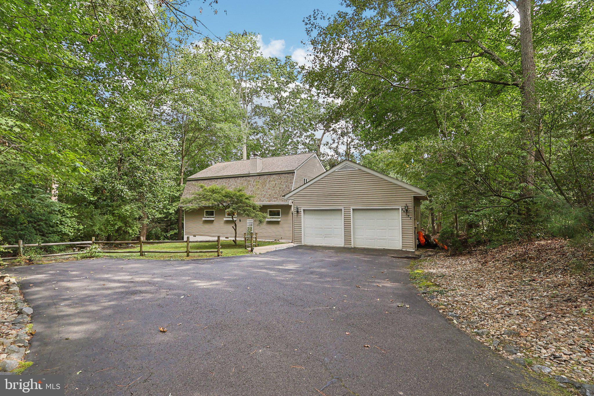 44592 Aspen Ln