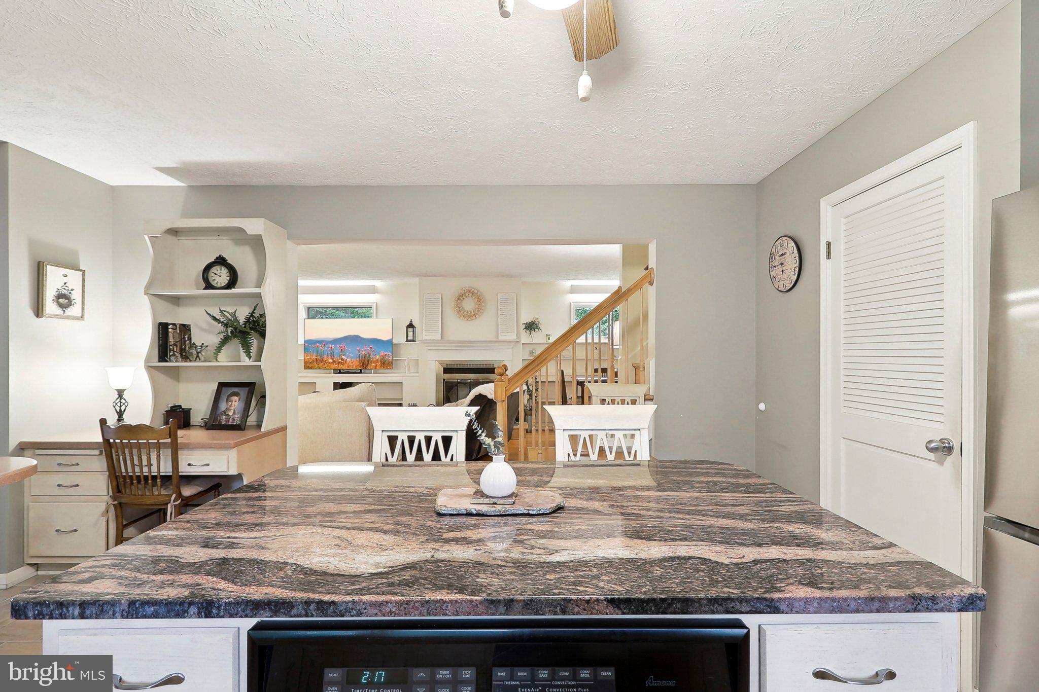 44592 Aspen Ln