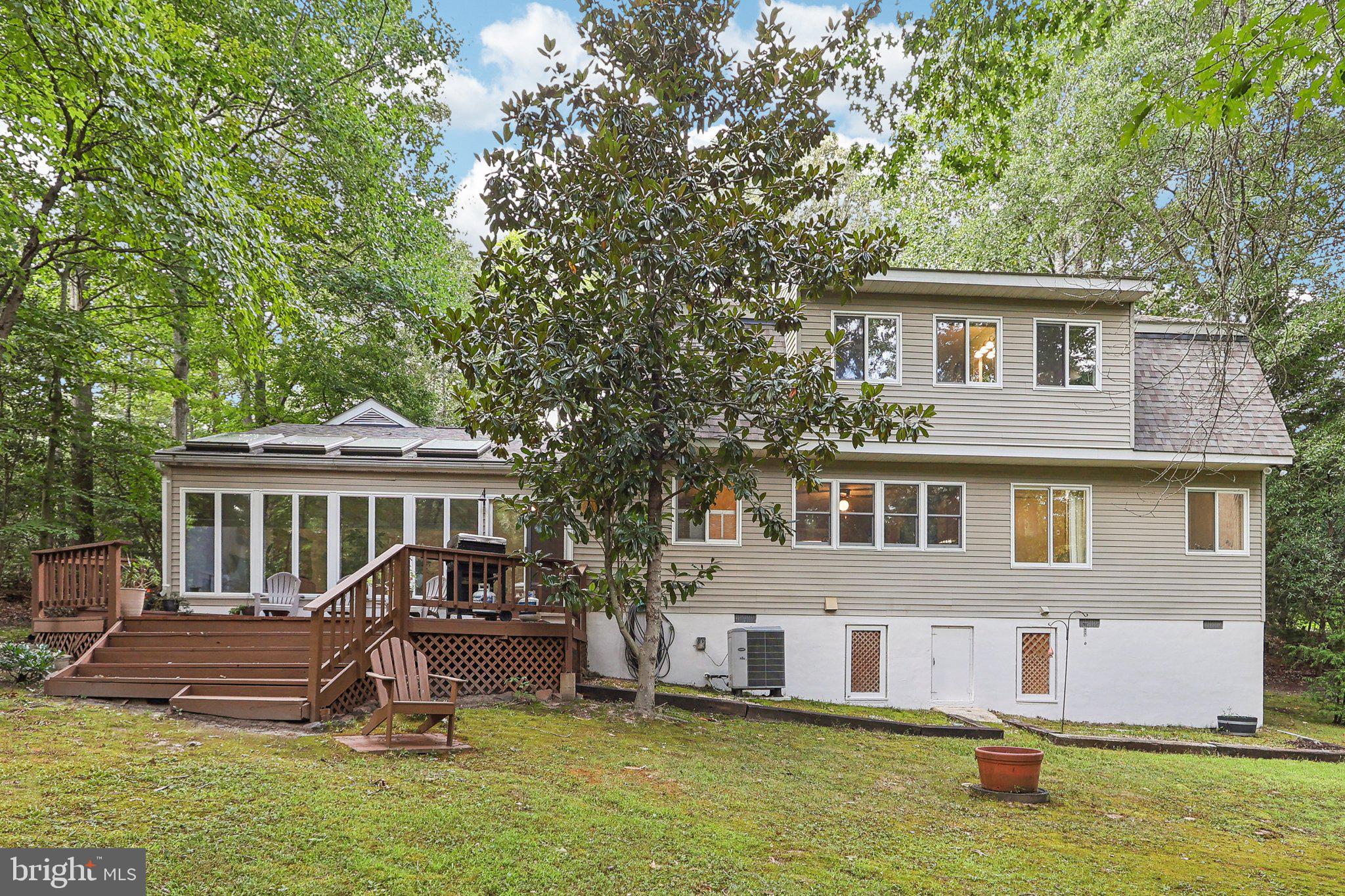 44592 Aspen Ln