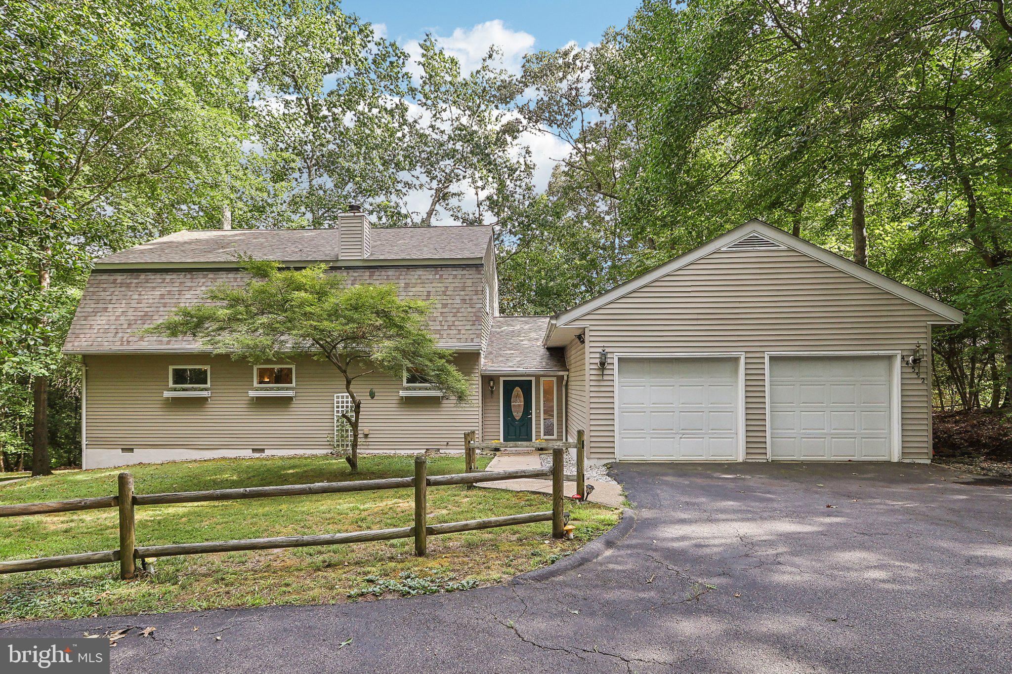 44592 Aspen Ln