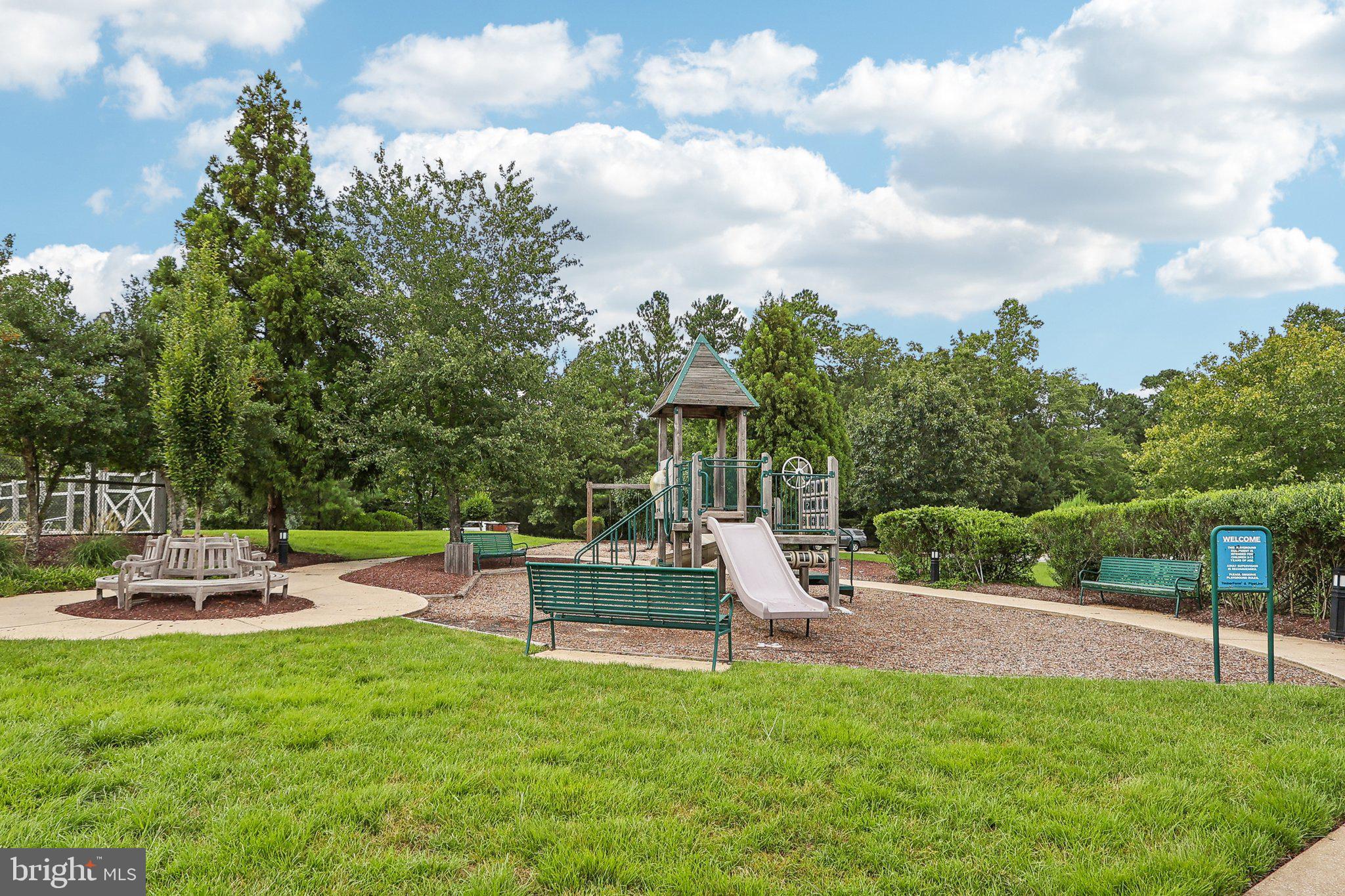 44592 Aspen Ln